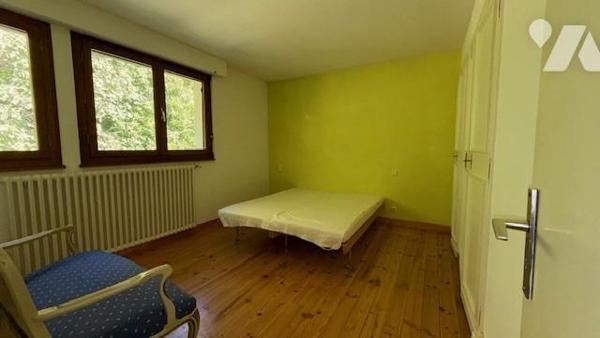 Maison familiale sur deux niveaux 