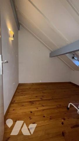 Maison familiale sur deux niveaux 