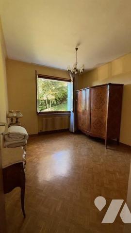 Maison familiale sur deux niveaux 