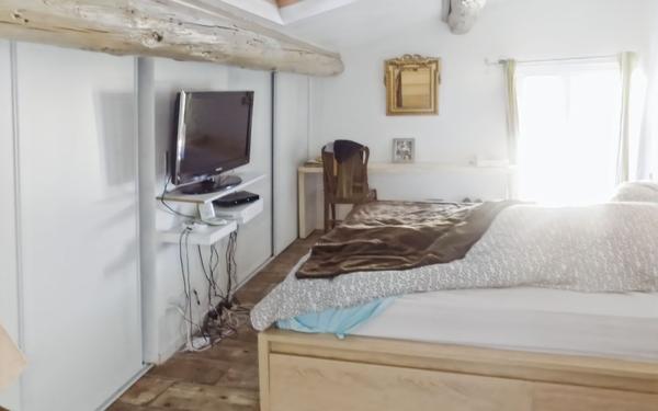 Maison à vendre    3 pièces • 68,62 m2 Saint-Michel-l'Observatoire