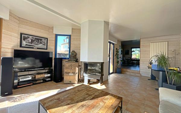 Maison à vendre    5 pièces • 112 m2 Bures-sur-Yvette