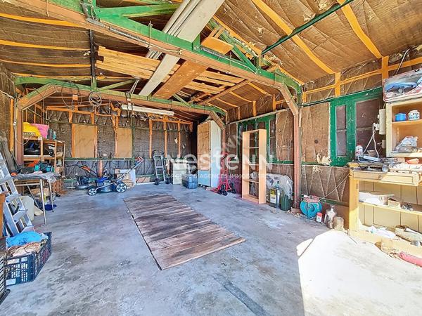 Maison à vendre à Sisteron - 4 pièces de plain-pied, 116 m², terrain 2770 m²