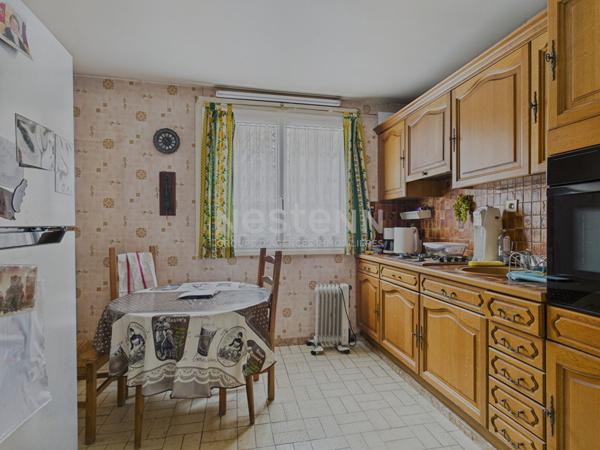 Appartement 3 pièces 65 m2 Paris 19