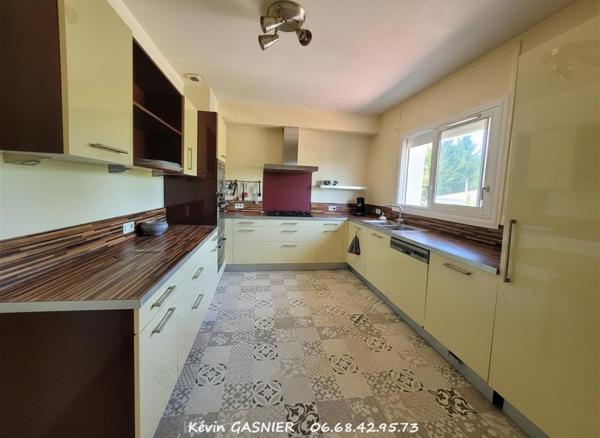ANGOULEME (16000) : Maison familiale de 144m2 avec garage et piscine