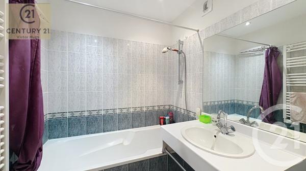 Appartement F2 à vendre  2 pièces - 49,48 m 2   LIMOGES  - 87
