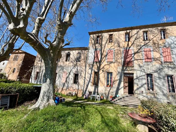 Exceptionnel la vie de Château au cœur du Muy