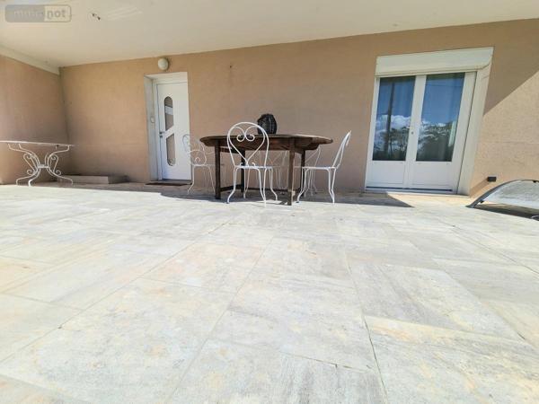 Maison à vendre à Pierrelatte dans la Drôme (26700), ref : 26060-788