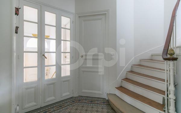 Maison à vendre    7 pièces •  Saint-Maur-des-Fossés