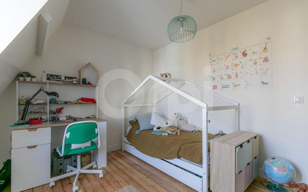 Maison à vendre    7 pièces •  Saint-Maur-des-Fossés