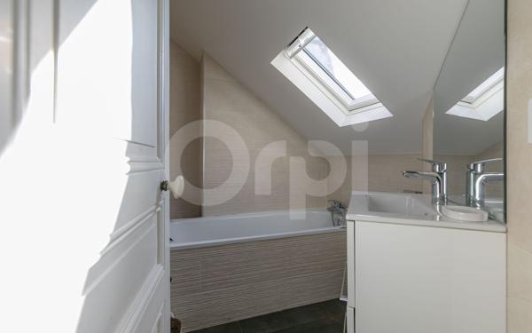 Maison à vendre    7 pièces •  Saint-Maur-des-Fossés