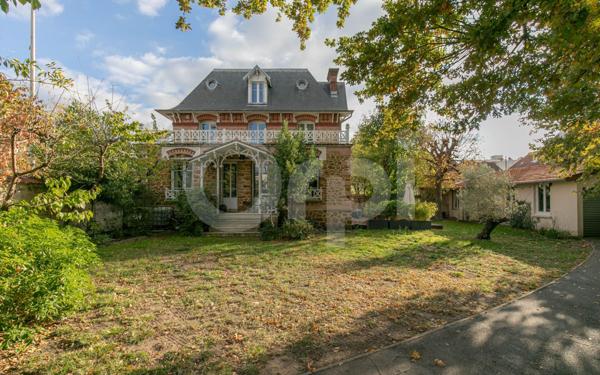 Maison à vendre    7 pièces •  Saint-Maur-des-Fossés
