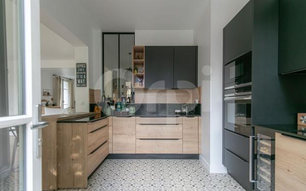 Maison à vendre    7 pièces •  Saint-Maur-des-Fossés