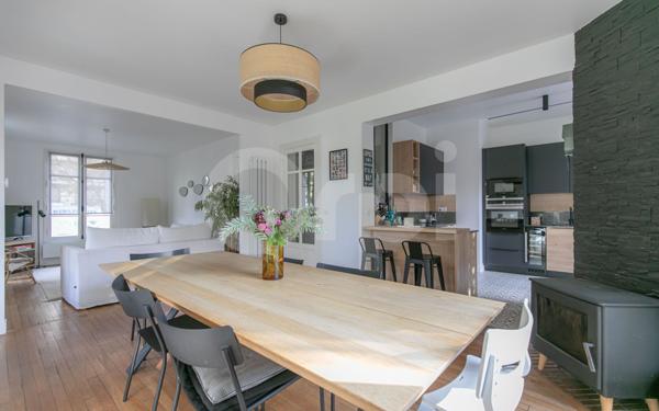 Maison à vendre    7 pièces •  Saint-Maur-des-Fossés