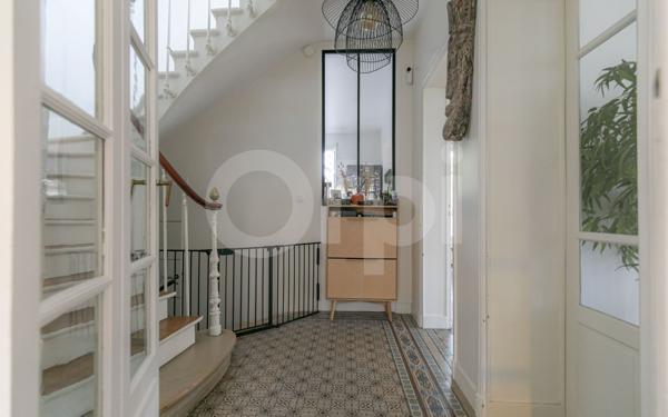 Maison à vendre    7 pièces •  Saint-Maur-des-Fossés