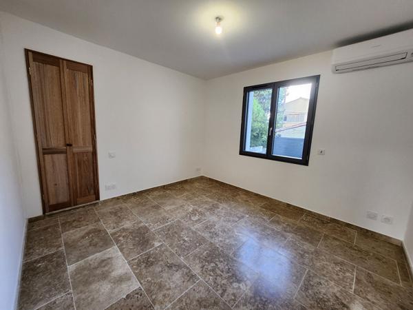 EXCLUSIVITE A SAINT SATURNIN LES AVIGNON - LOCATION MAISON DE 83 M² SURF HAB TERRAIN DE 186 M² - 3 CHAMBRES