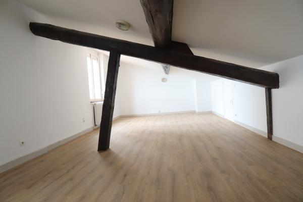 101m² - T4 en DUPLEX - RUE IMBERT-COLOMES - COEUR DES PENTES