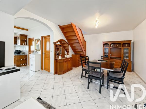 Maison à vendre 6 pièces 108 m² Villeneuve-le-Roi