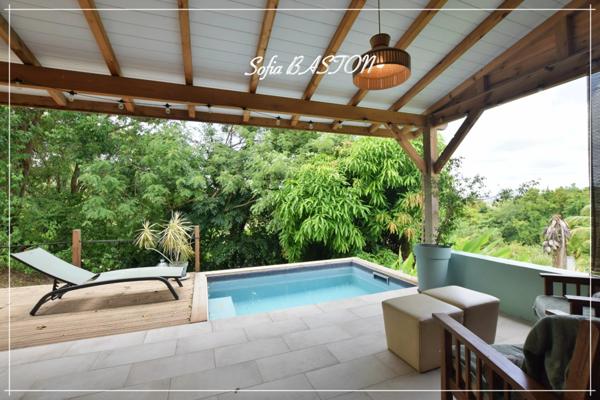 À vendre - Sainte-Luce Martinique - Propriété 5 logements indépendants - 241 m² habitables - Vue mer - P10