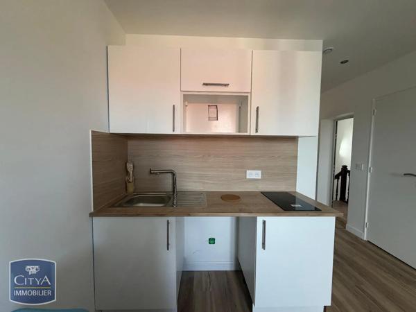 Appartement à louer 2 pièces 23.74m² Vichy (03200)