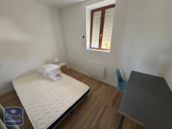 Appartement à louer 2 pièces 23.74m² Vichy (03200)