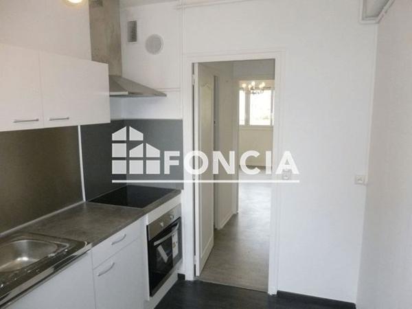 Location Appartement 3 pièces 55.14 m² - 94 RUE DE SARGE Le Mans 72000