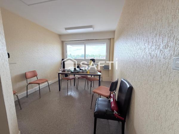 Opportunité: plateau amenagé en bureau - possibilité de création de logements -