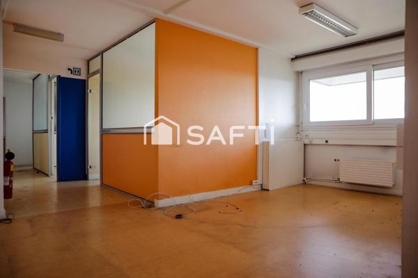 Opportunité: plateau amenagé en bureau - possibilité de création de logements -