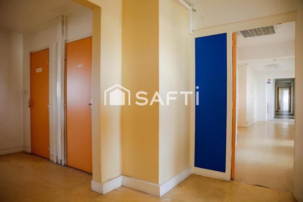 Opportunité: plateau amenagé en bureau - possibilité de création de logements -