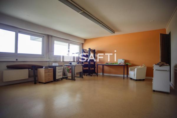 Opportunité: plateau amenagé en bureau - possibilité de création de logements -