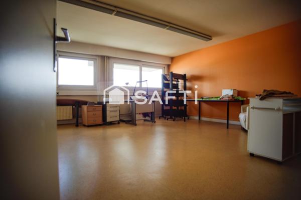 Opportunité: plateau amenagé en bureau - possibilité de création de logements -