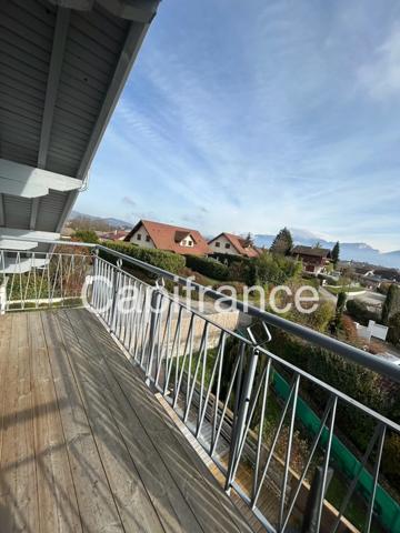 Appartement T4 vue dégagée et parking privé sur ANNECY POISY (74)