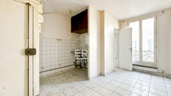 A VENDRE 2P 24M2 A RÉNOVER BCP. DE POTENTIEL GONCOURT CANAL ST MARTIN PARIS 11E