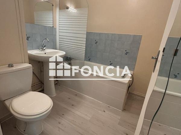 Location Studio 26 m² - 20 RUE DR.DEVIGNEVIELLE Vernon 27200