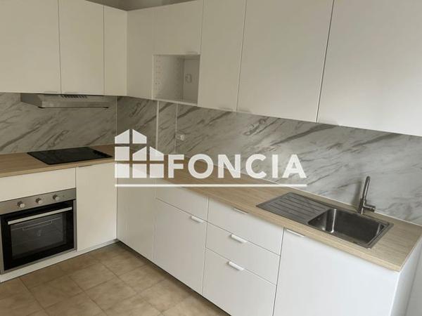 Location Maison 5 pièces 83.1 m² - 24 RUE COMTE BERNARD Montpellier 34000