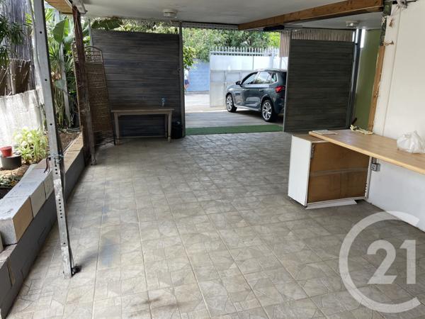 Maison à vendre  6 pièces - 134,18 m2 ST DENIS - 974