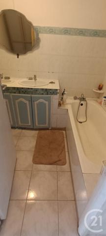 Maison à vendre  6 pièces - 134,18 m2 ST DENIS - 974