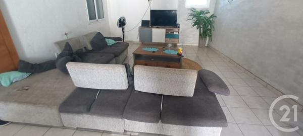 Maison à vendre  6 pièces - 134,18 m2 ST DENIS - 974