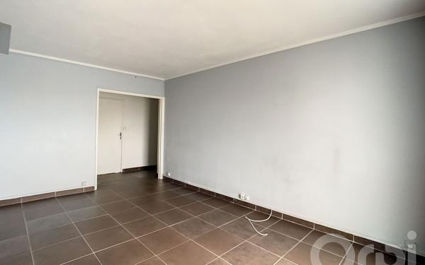 Appartement à vendre    3 pièces • 57,35 m2 Maisons-Alfort