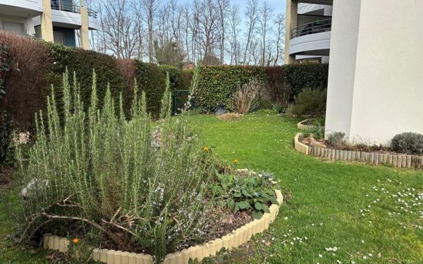 Appartement à vendre    3 pièces • 66,90 m2 Lons