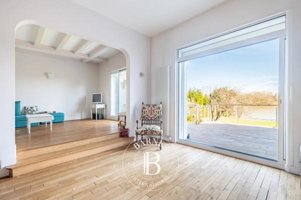 Villennes-sur-Seine, Maison  339 m² à vendre