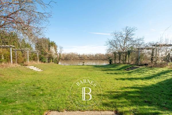 Villennes-sur-Seine, Maison  339 m² à vendre