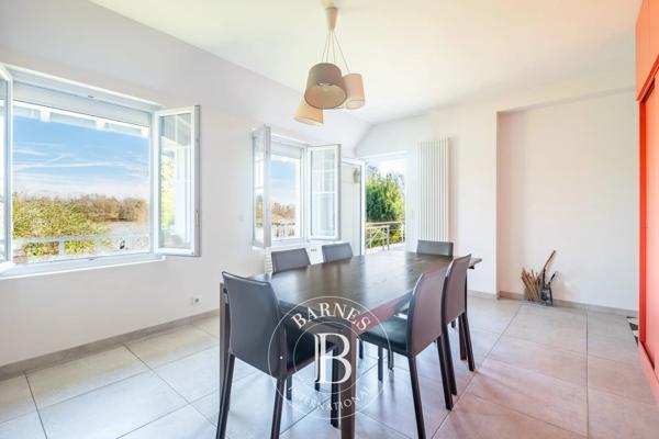 Villennes-sur-Seine, Maison  339 m² à vendre