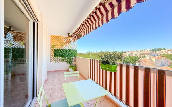 Appartement à vendre    3 pièces • 72,17 m2 Nice
