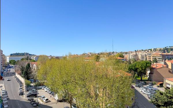 Appartement à vendre    3 pièces • 72,17 m2 Nice