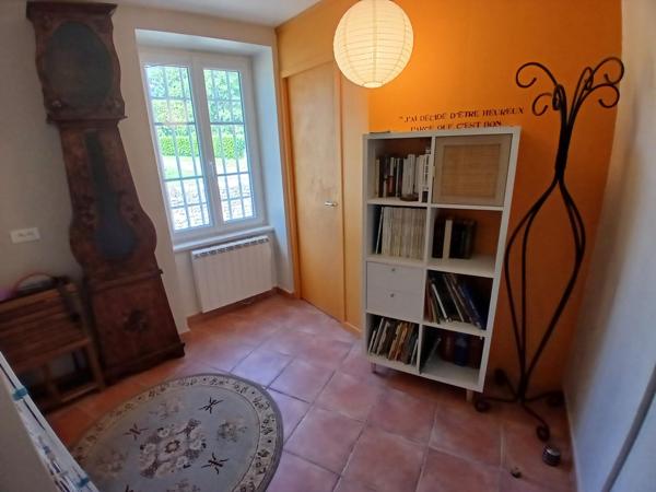 Triplex 2 chambres (possibilité 3) . Site agréable