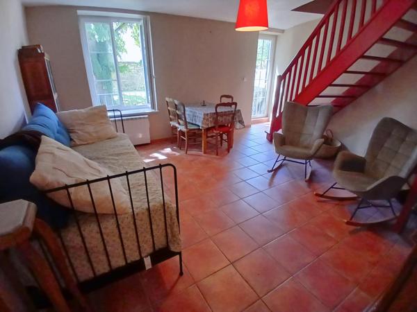 Triplex 2 chambres (possibilité 3) . Site agréable