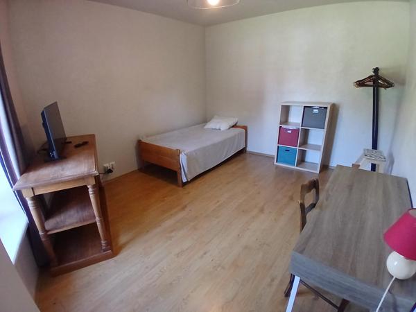 Triplex 2 chambres (possibilité 3) . Site agréable
