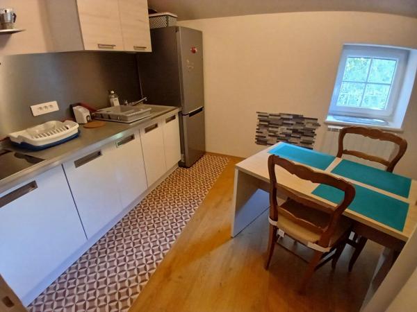 Triplex 2 chambres (possibilité 3) . Site agréable