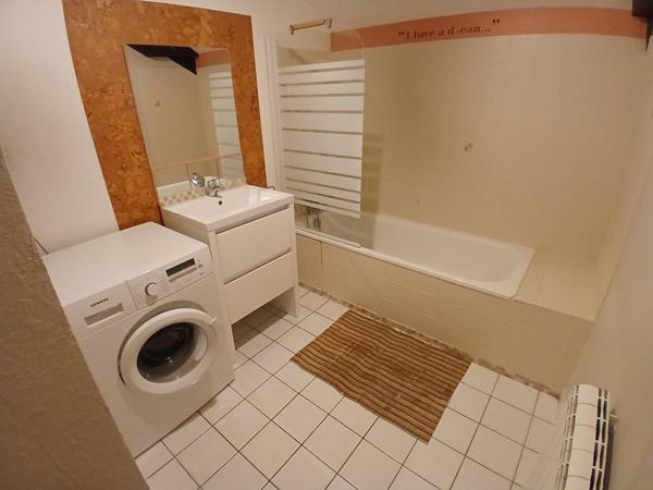 Triplex 2 chambres (possibilité 3) . Site agréable