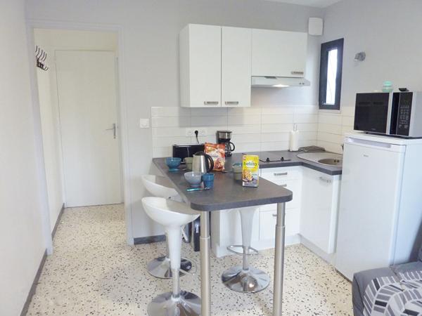 AU  CENTRE  DE  MARSEILLAN  PLAGE                                                             Appartement Marseillan Plage 2 pièce(s) 25 m2